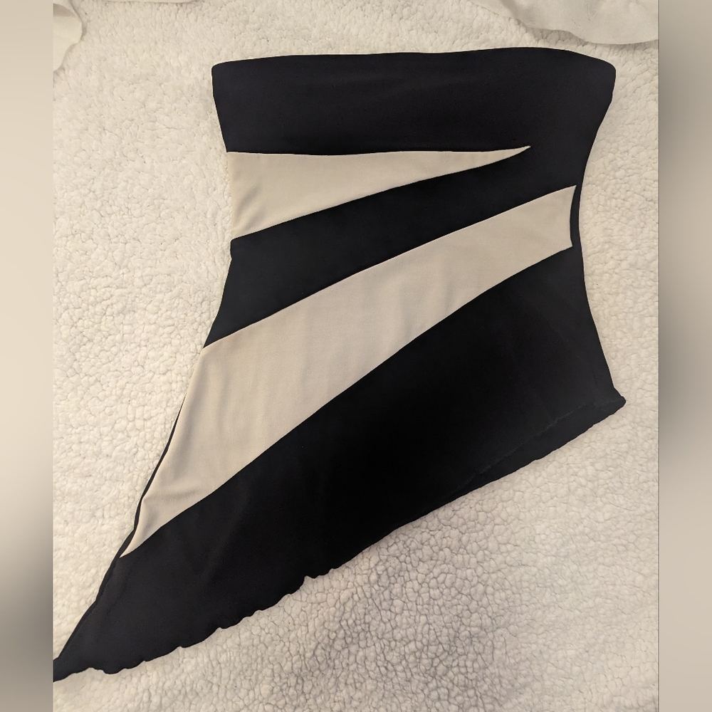 Black and white Carolina USA strapless